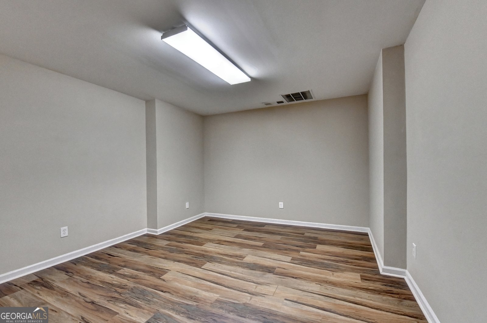 2458 Suwanee Pointe Drive Lawrenceville - 32