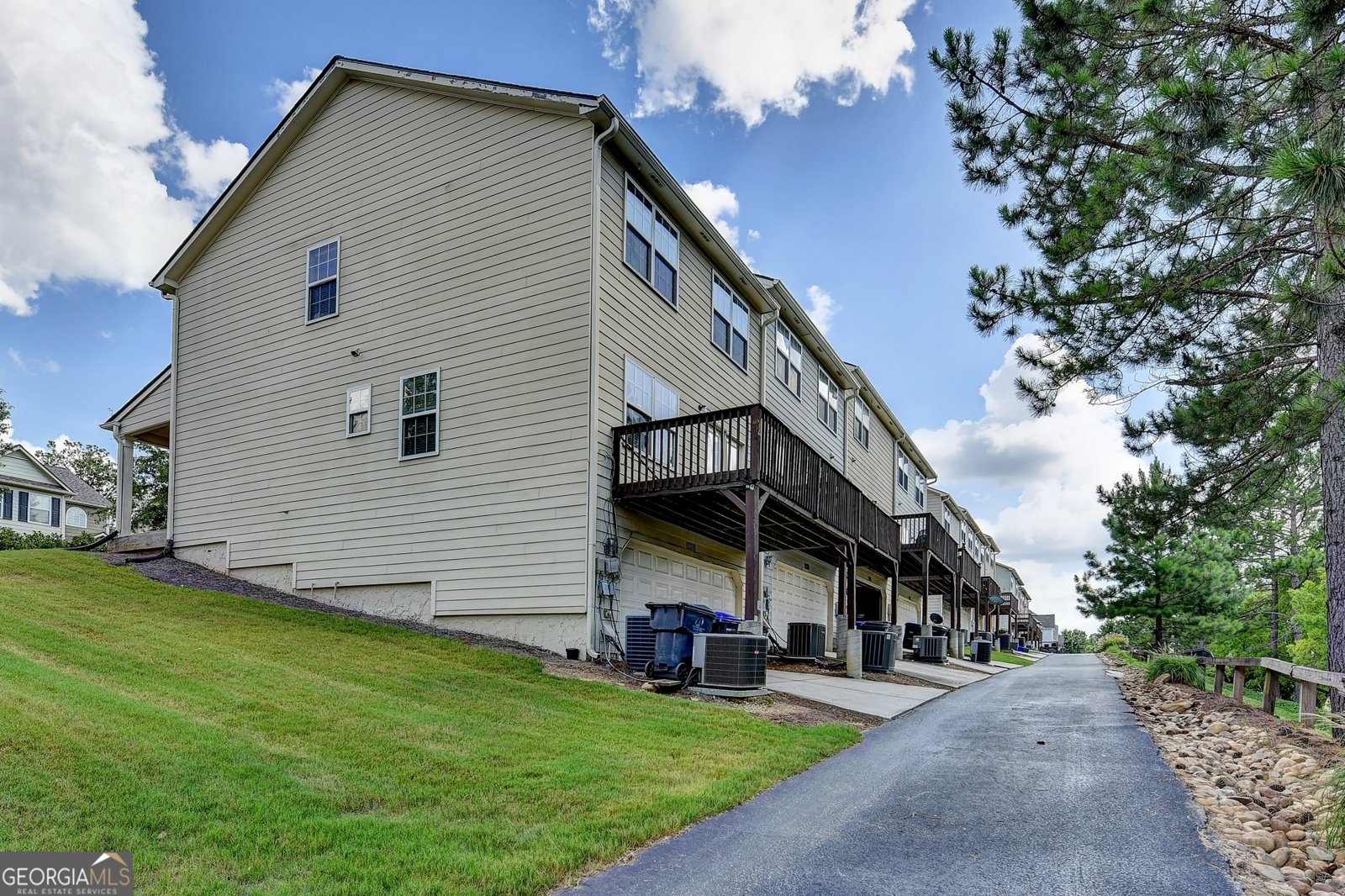 2458 Suwanee Pointe Drive Lawrenceville - 36