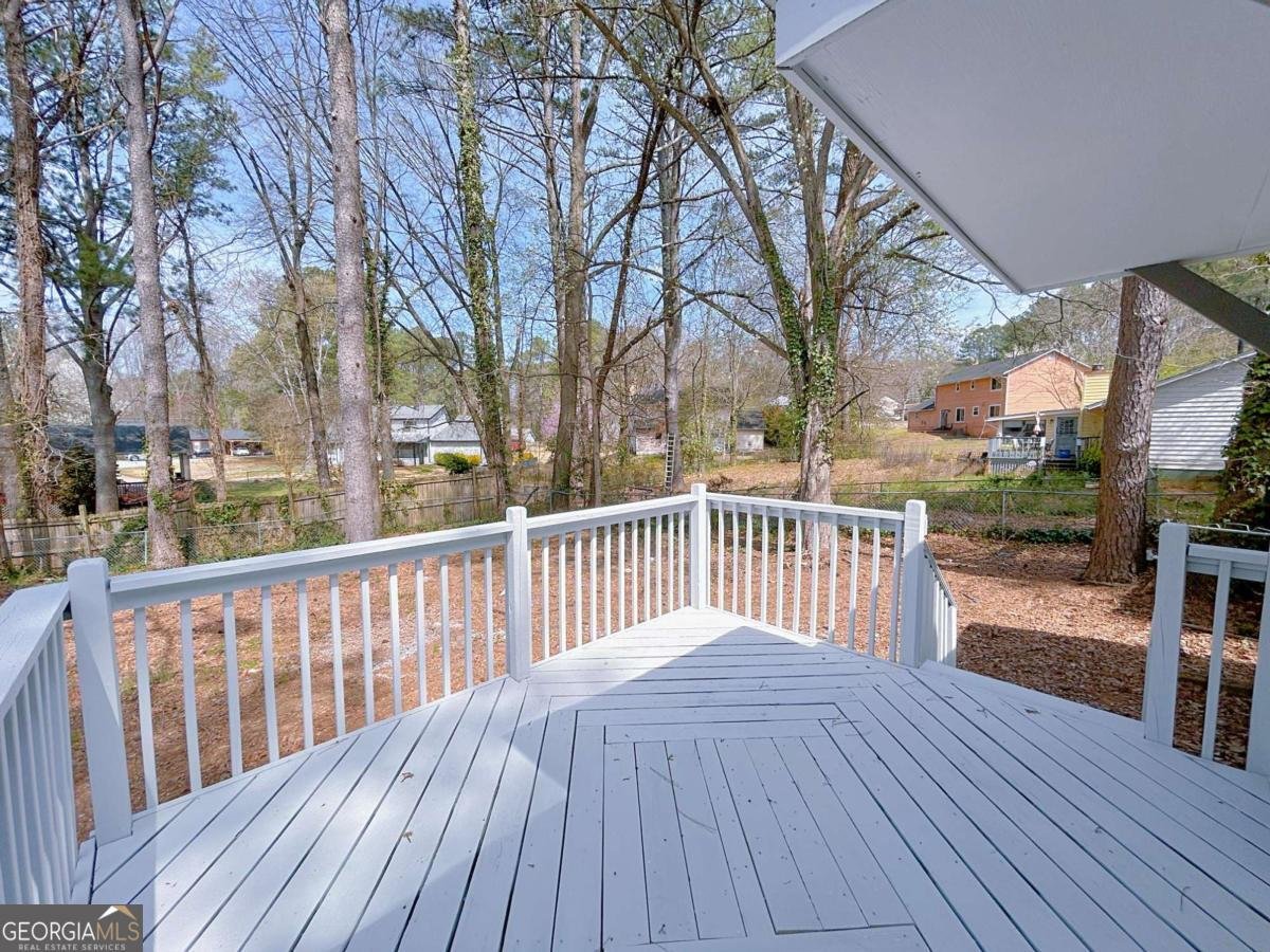 566 Aberdeen Drive Stone Mountain - 14