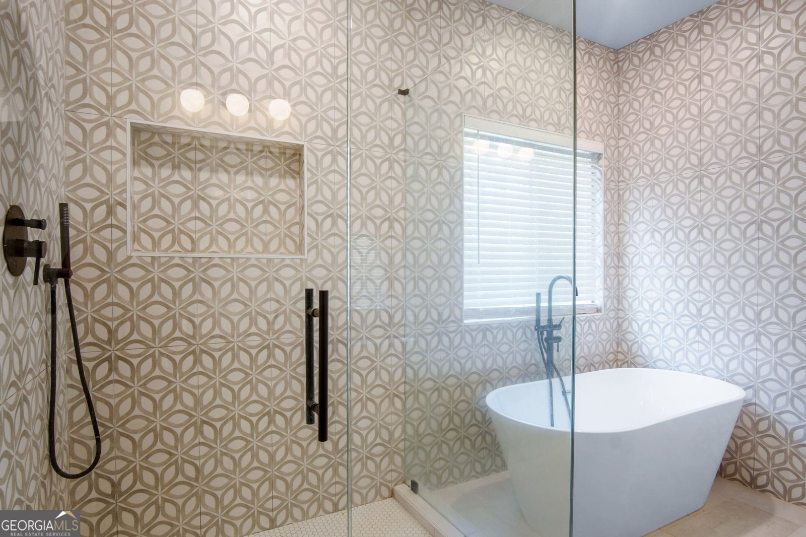 2091 Tudor Castle Circle Decatur - 23