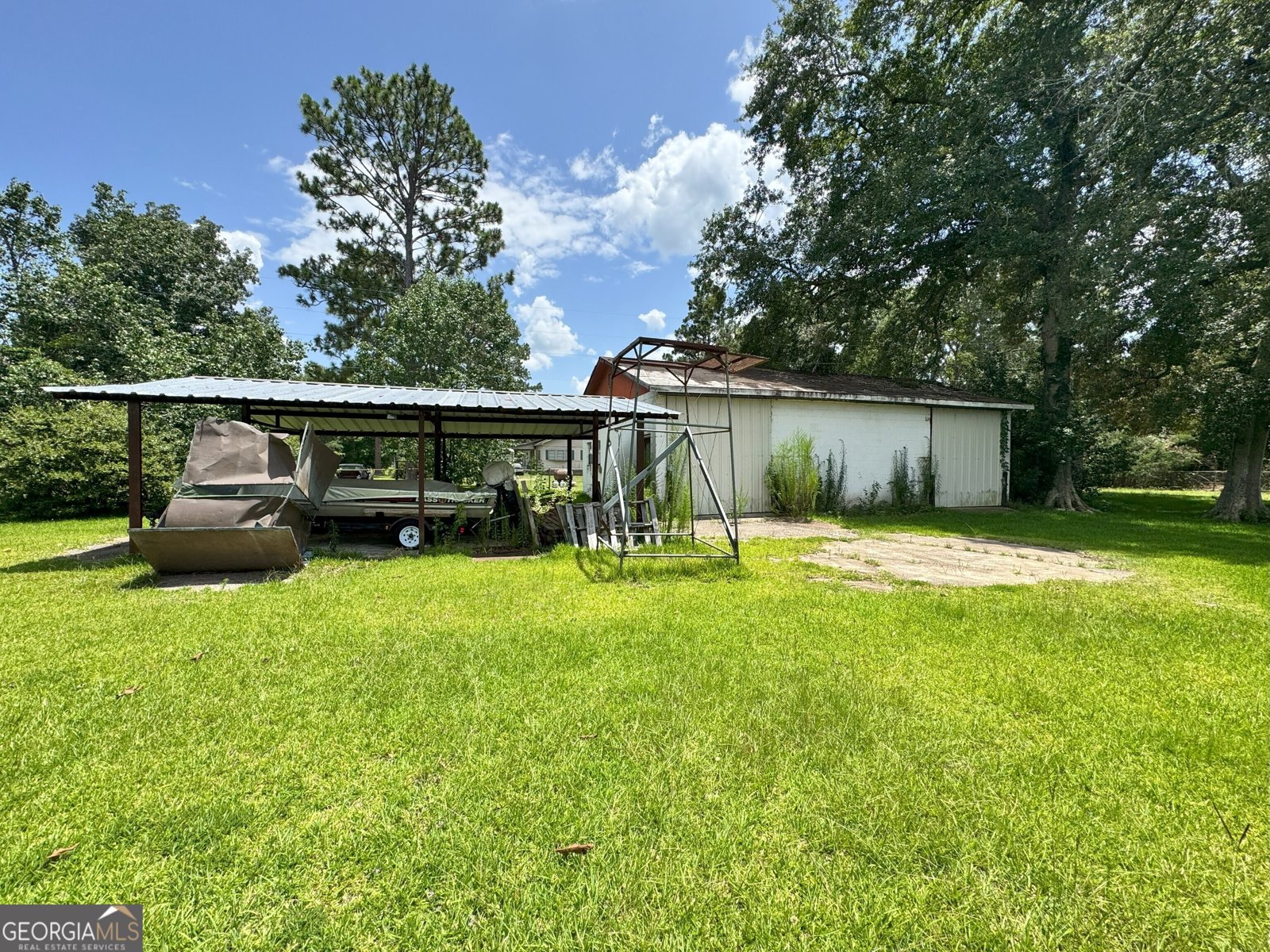 6122 Poplar Road Albany - 17