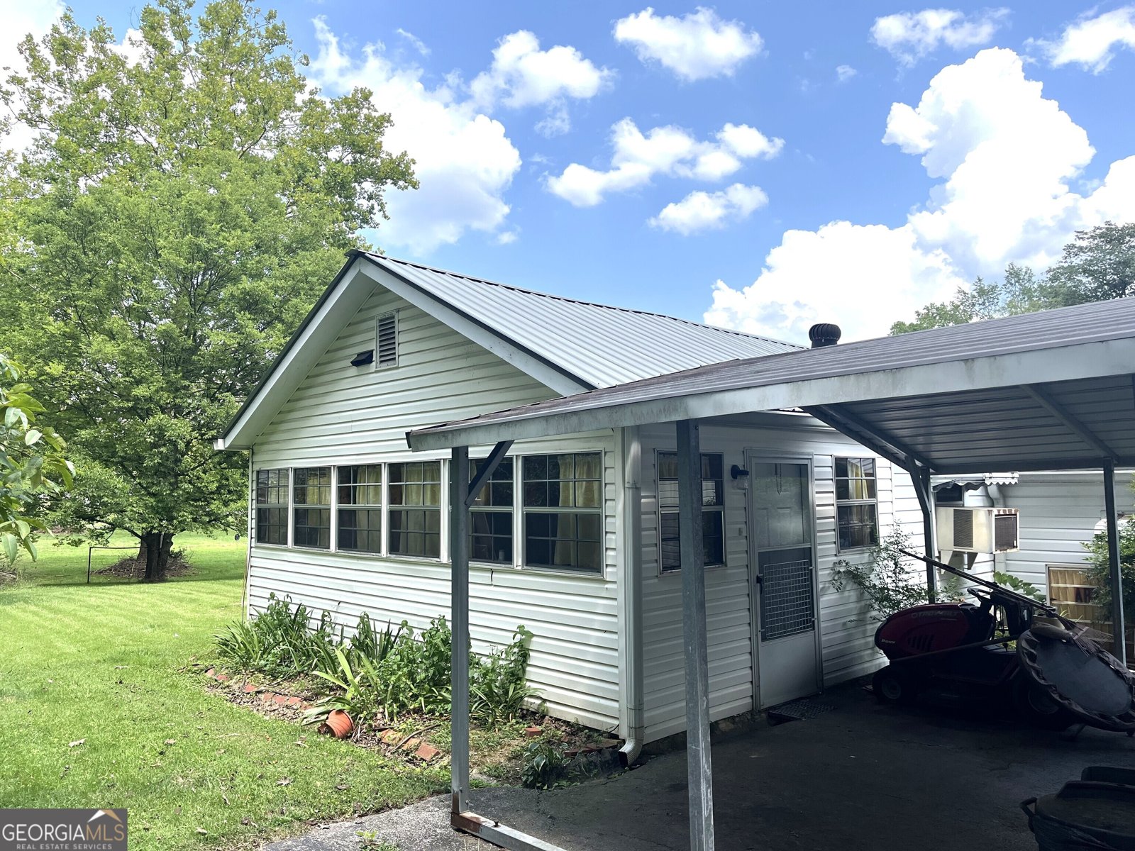 2570 Highway 114 Summerville - 2