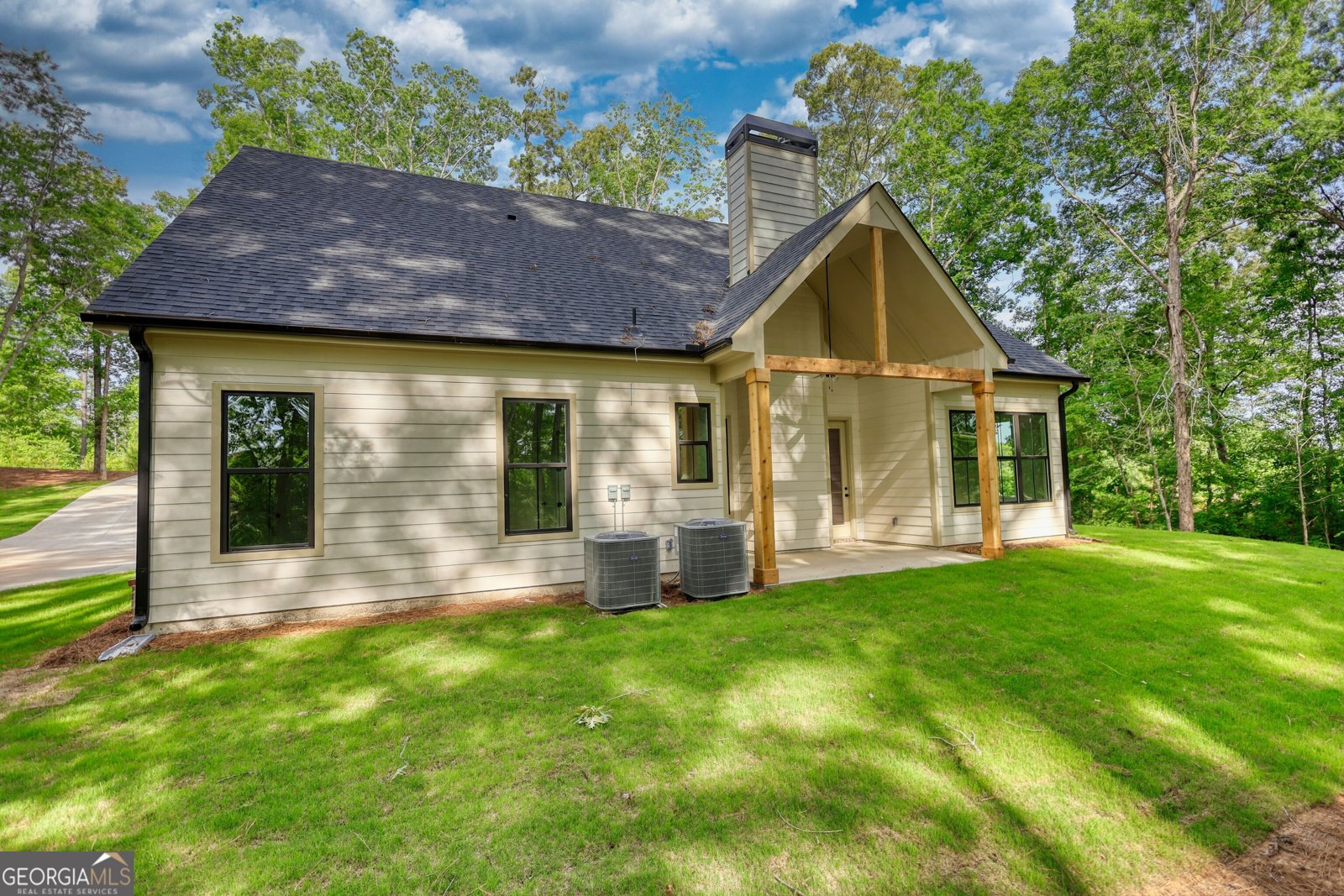 460 Ridge Point Drive Monticello - 54