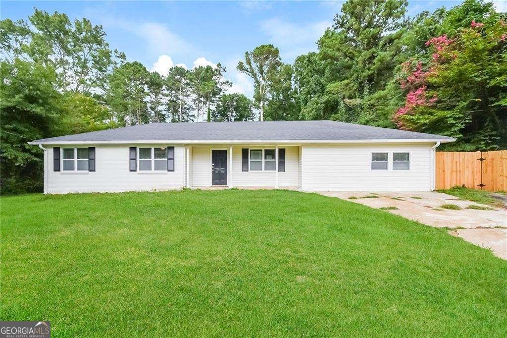 429 Landers Drive Mableton - 1