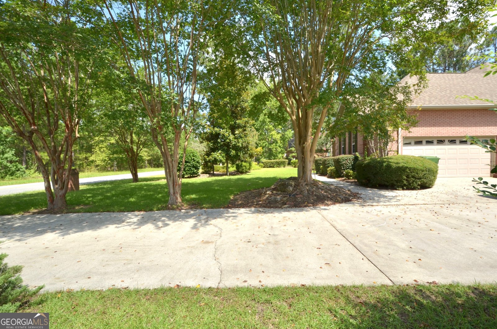281 N Lakes Drive Eastman - 47