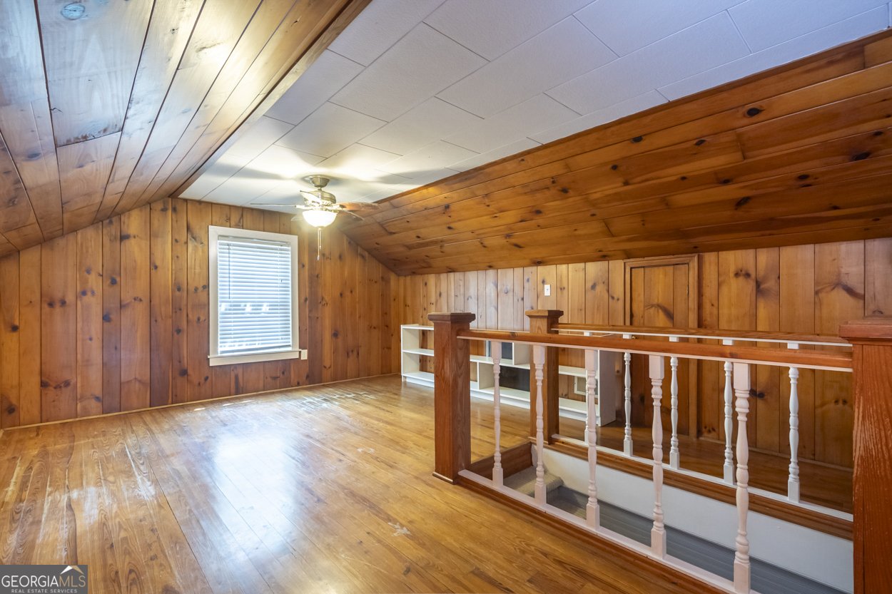560 Athens Street Hartwell - 10