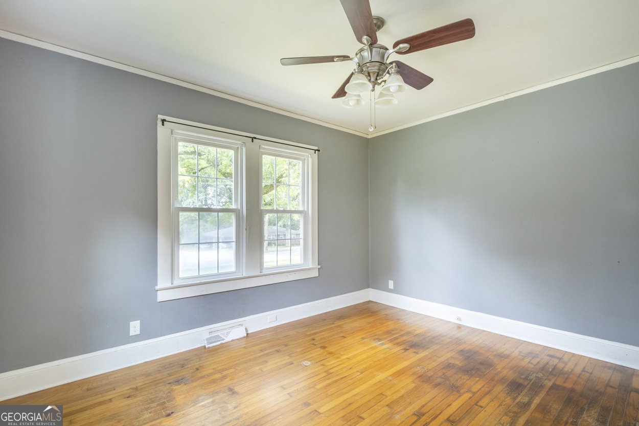 560 Athens Street Hartwell - 14