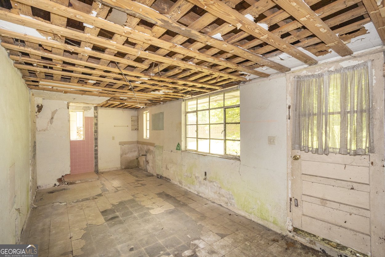 560 Athens Street Hartwell - 31