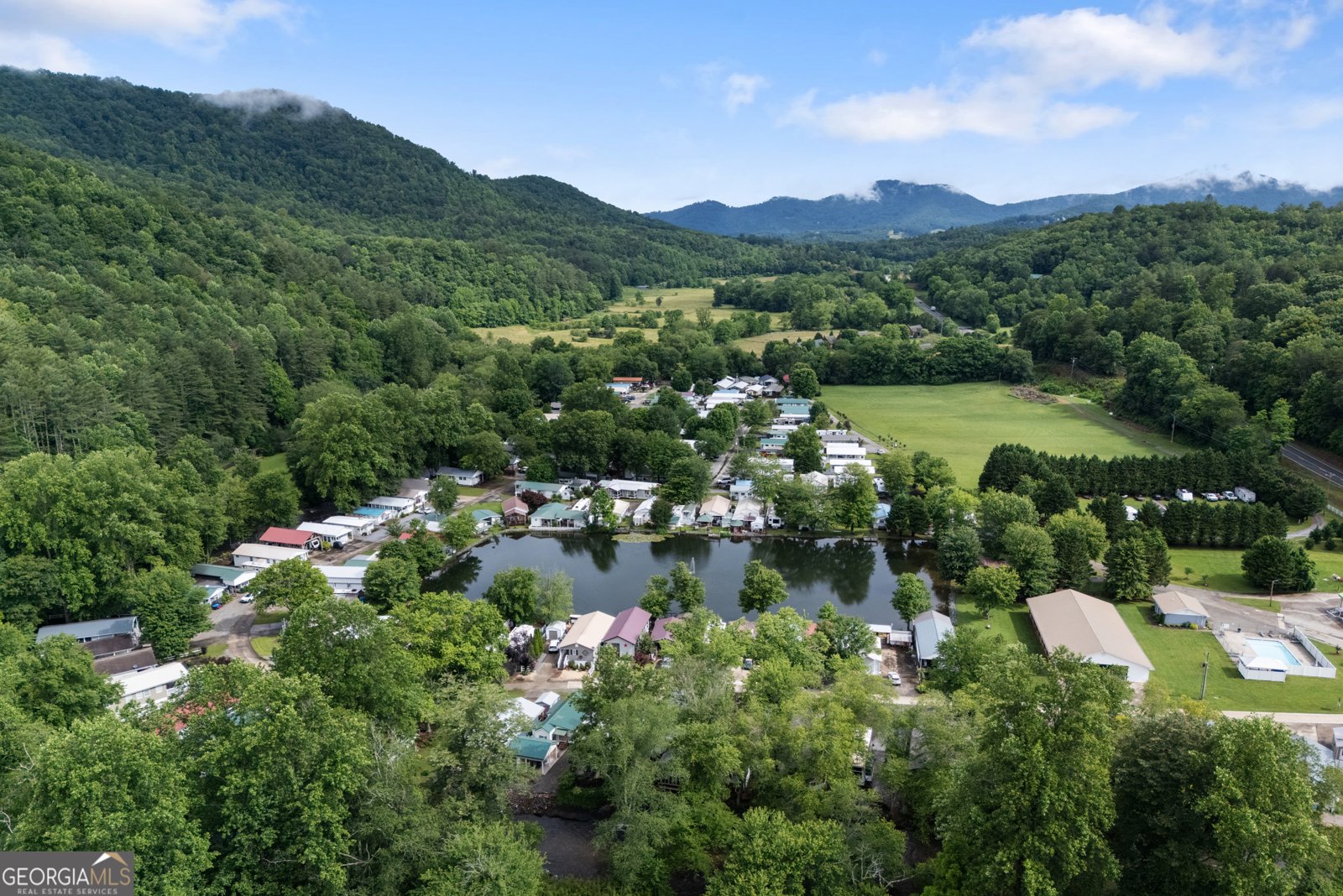 4149 Riverbank Run Hiawassee - 32