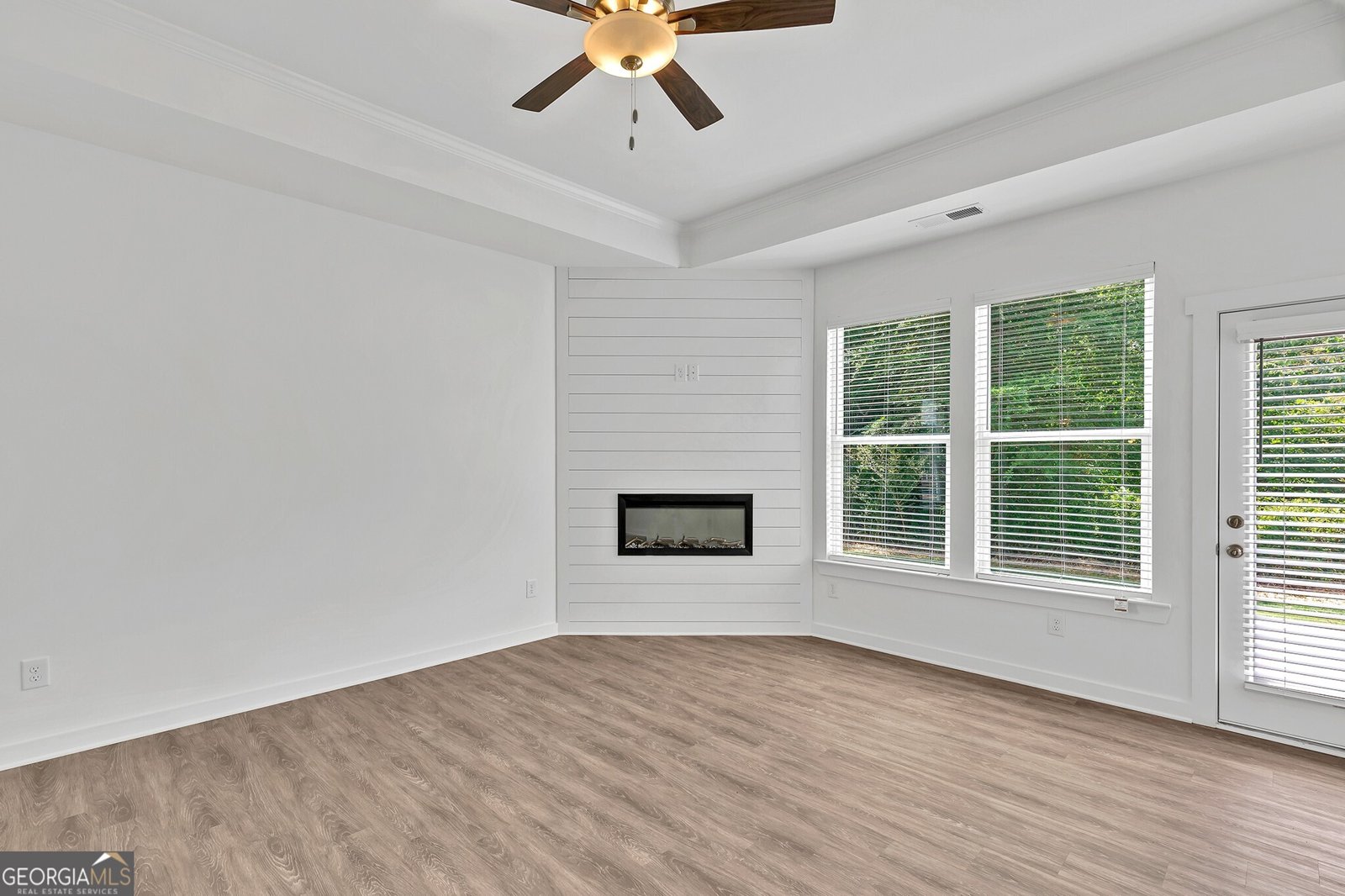 104 Breakwater Way Perry - 1