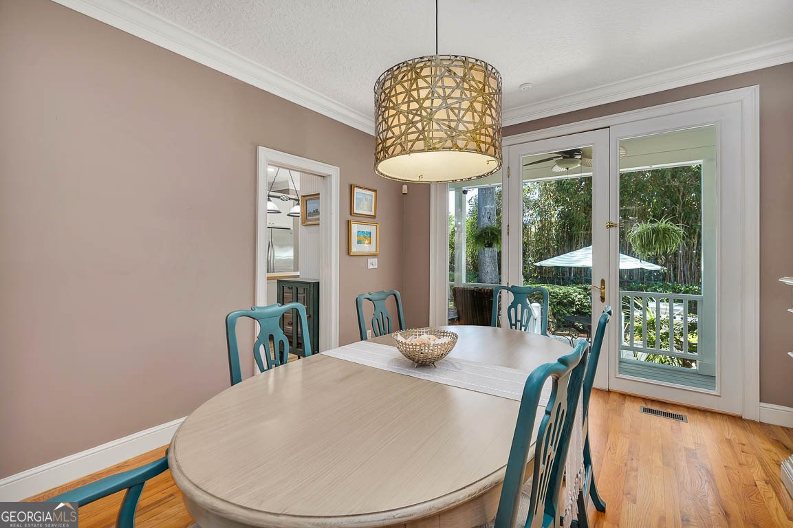116 Rosemont Street St. Simons - 29