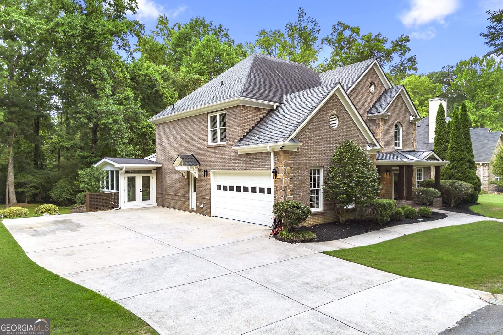 555 Spring Gate Lane Alpharetta - 2