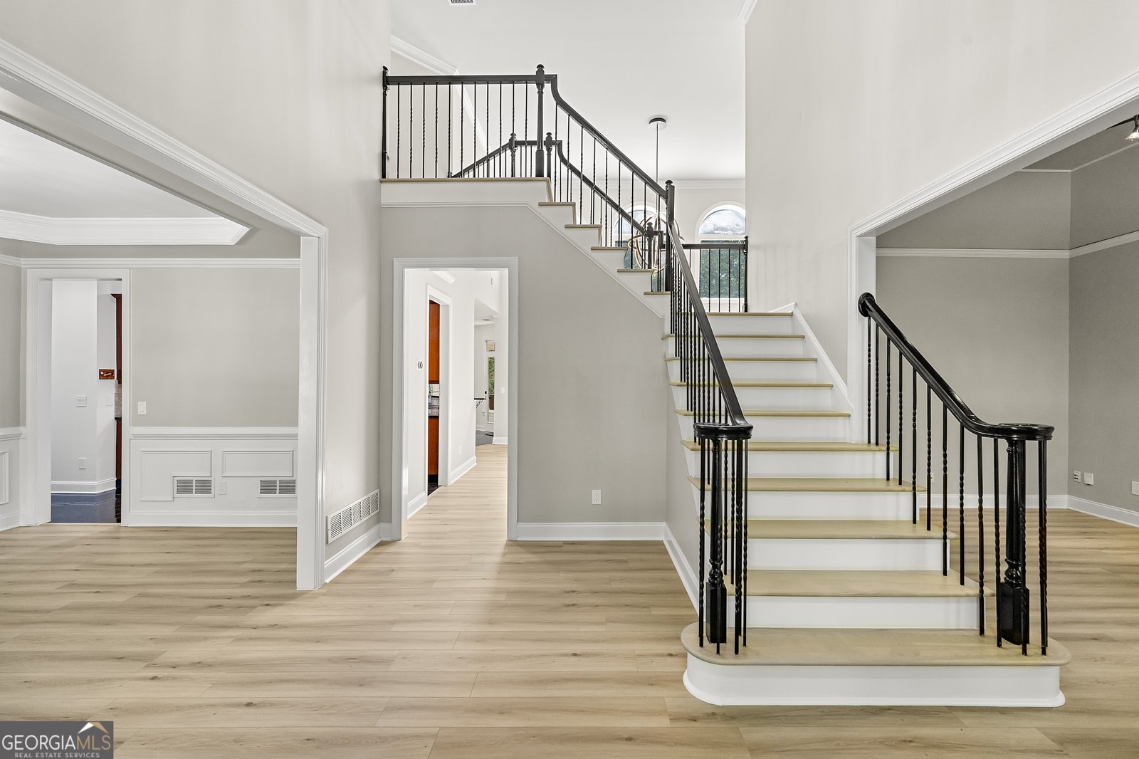 555 Spring Gate Lane Alpharetta - 4