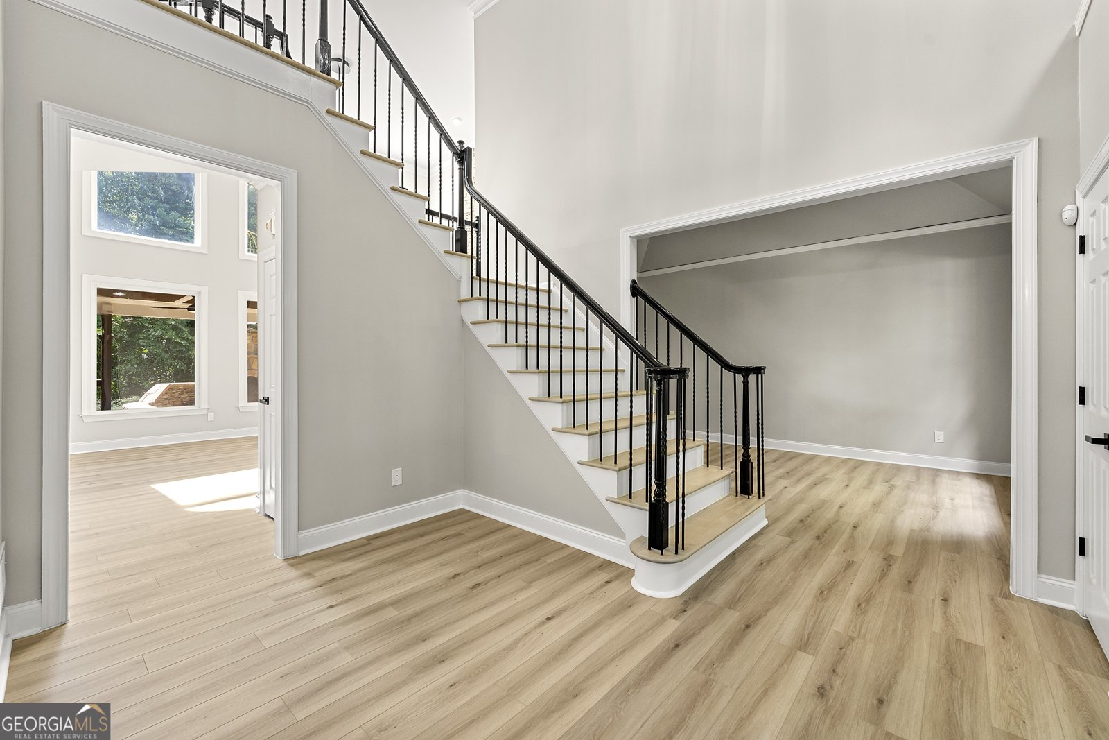 555 Spring Gate Lane Alpharetta - 5