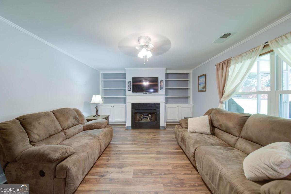 3320 Elizabeth Court Cumming - 12