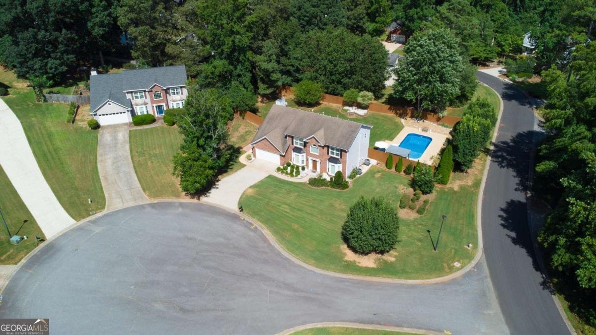 3320 Elizabeth Court Cumming - 2