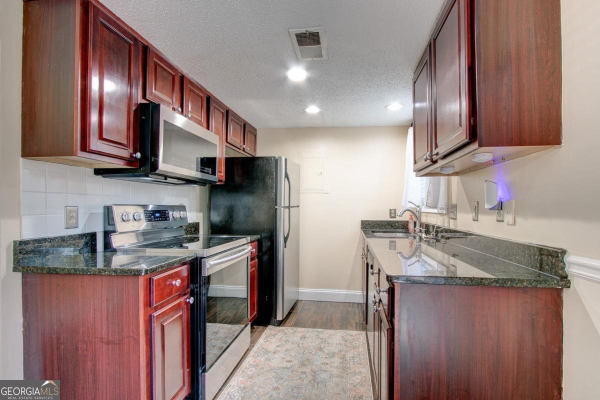 6900 Roswell Road Atlanta - 10
