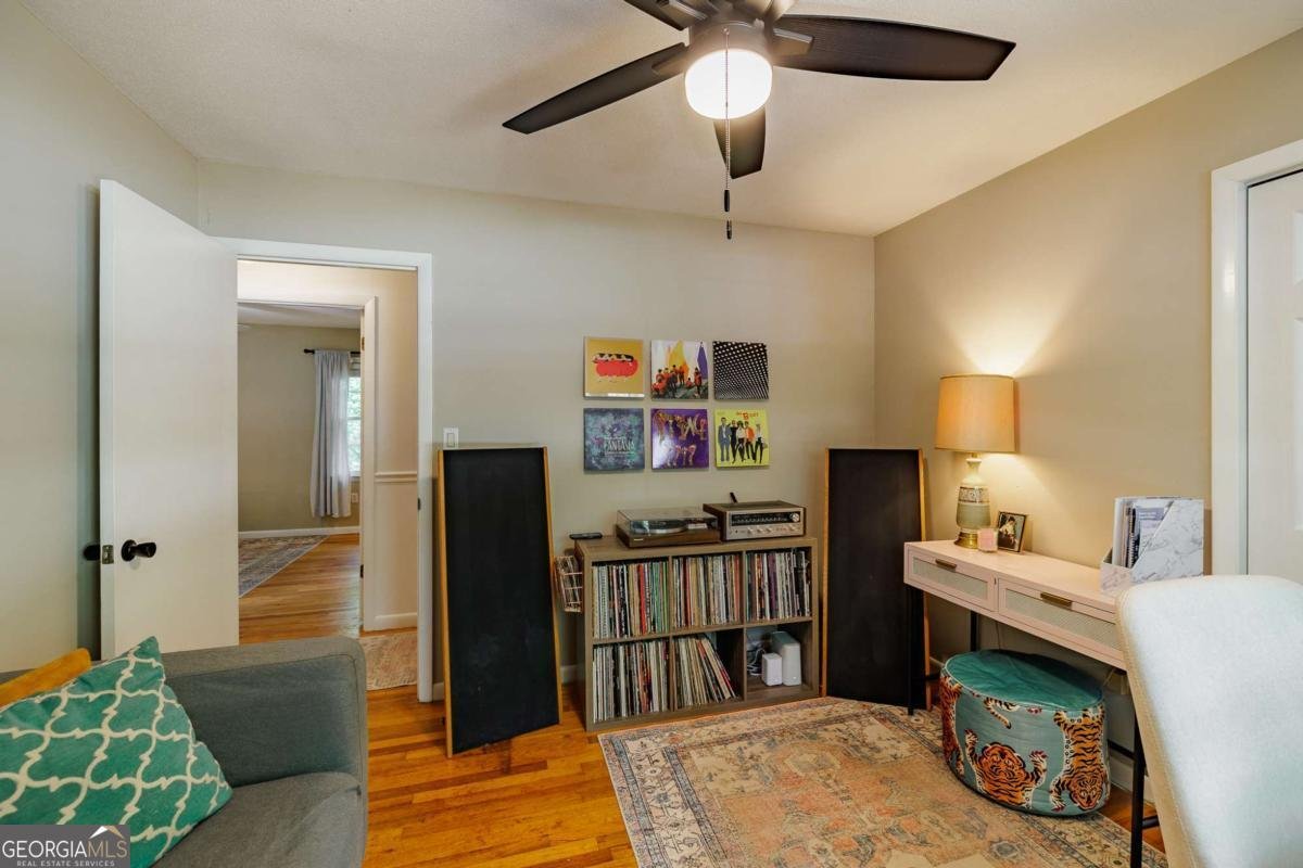 655 University Circle Athens - 27