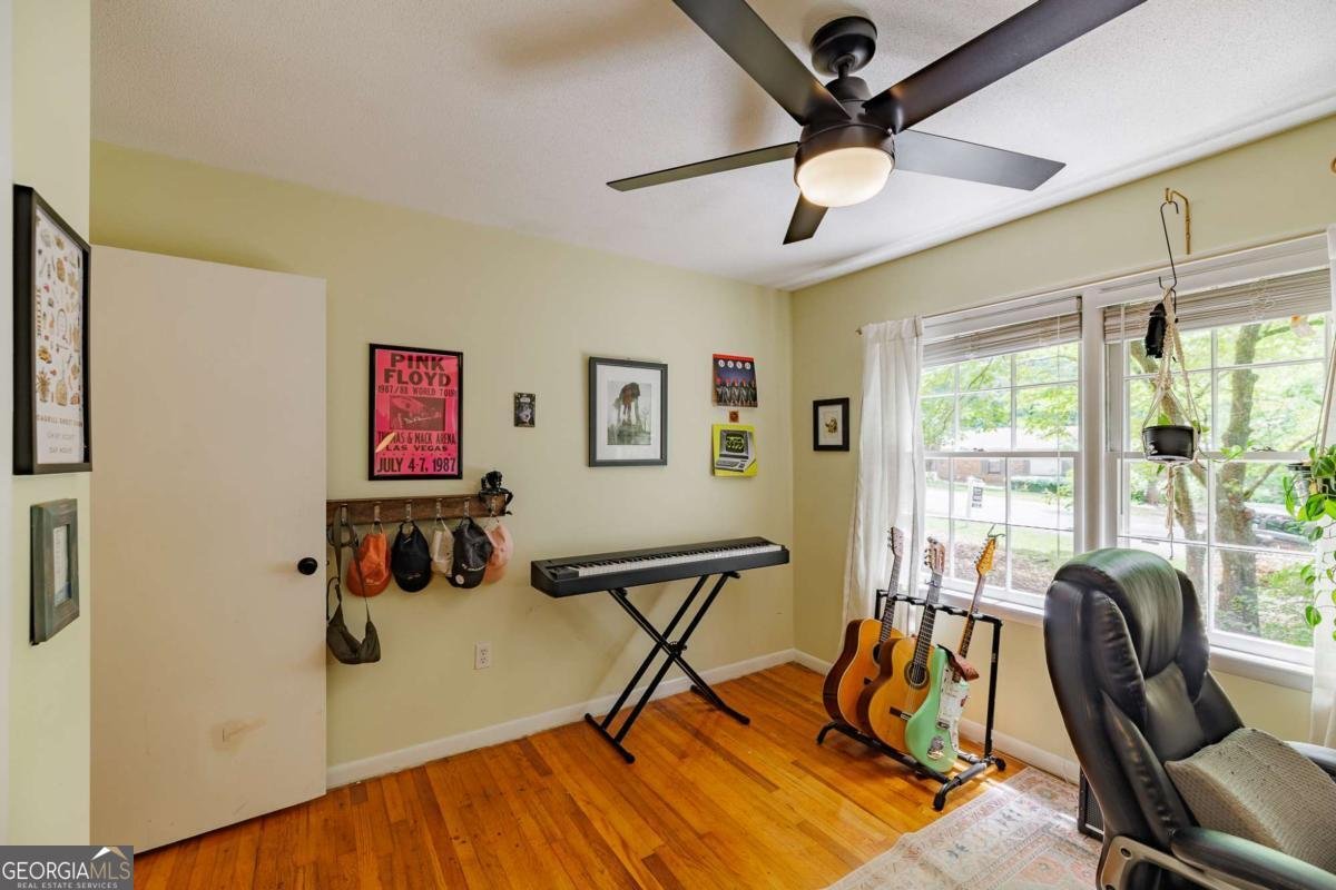 655 University Circle Athens - 31