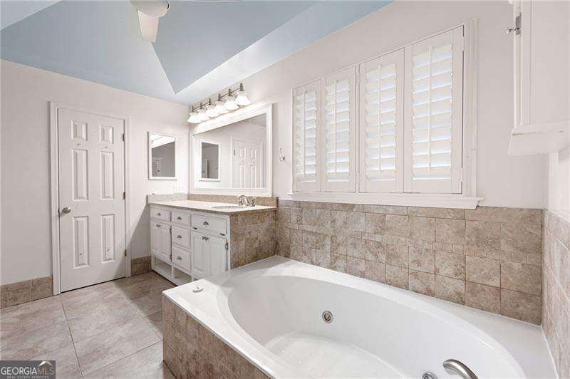3625 Woodlark Drive Roswell - 24