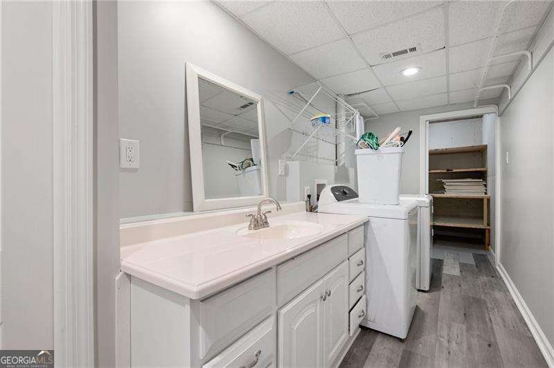 3625 Woodlark Drive Roswell - 39