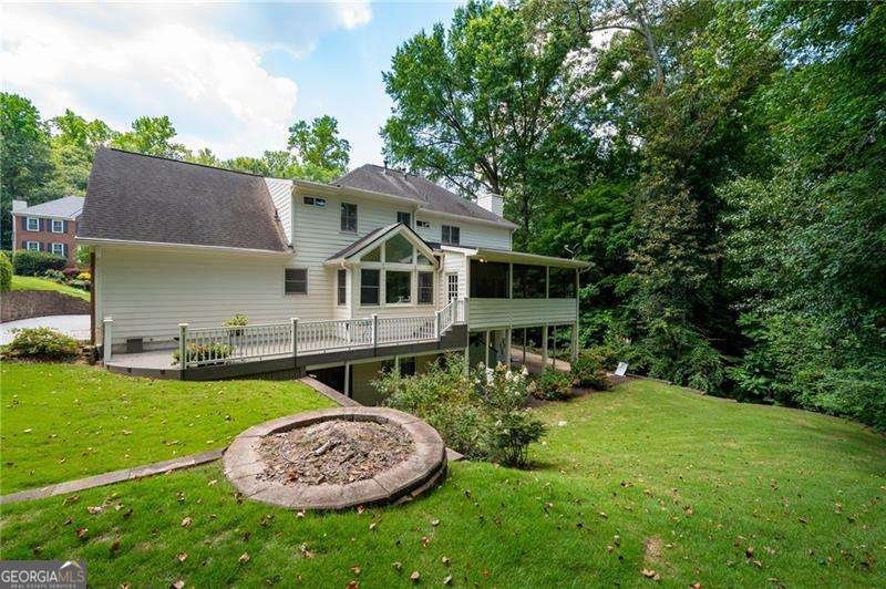 3625 Woodlark Drive Roswell - 46