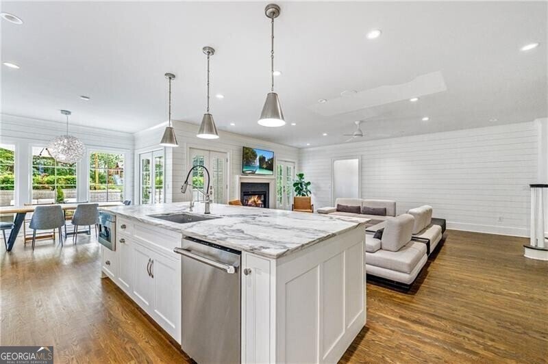 893 Rock Springs Road Atlanta - 13