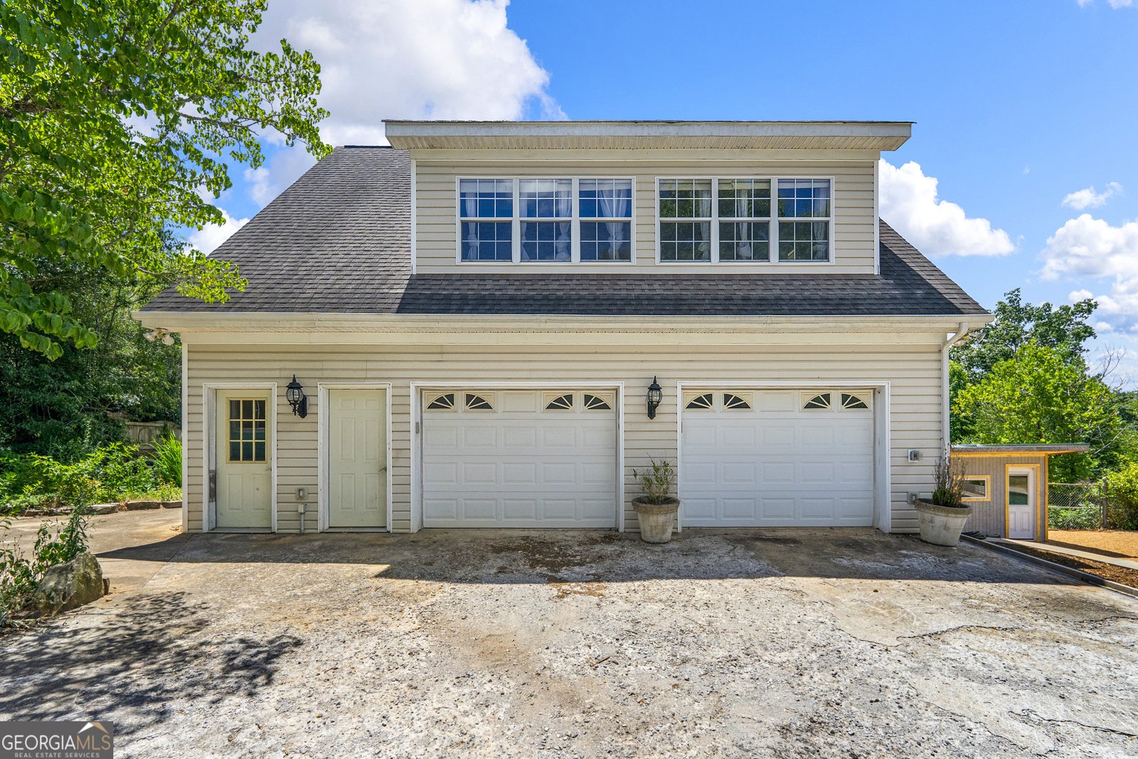 6355 Mockingbird Road Road Cumming - 32