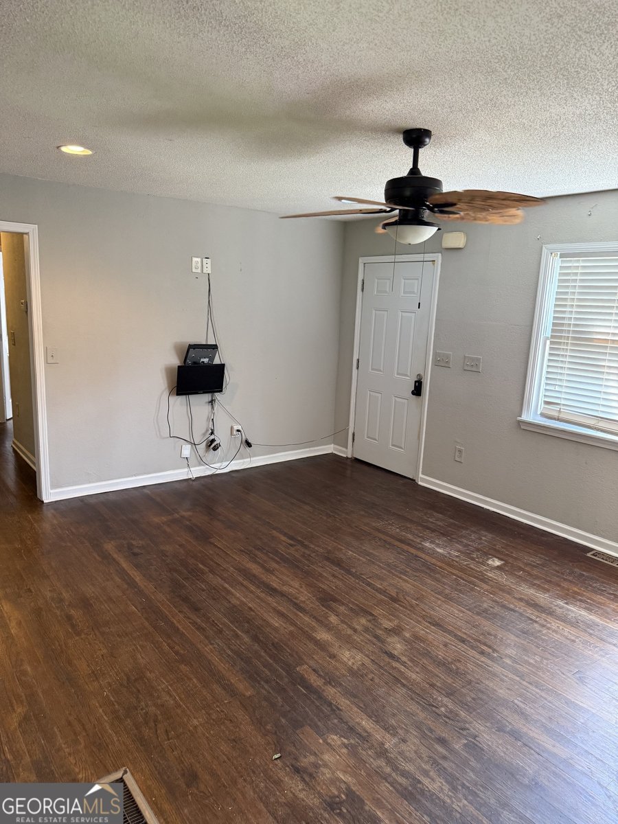 1111 Regis Road Atlanta - 10