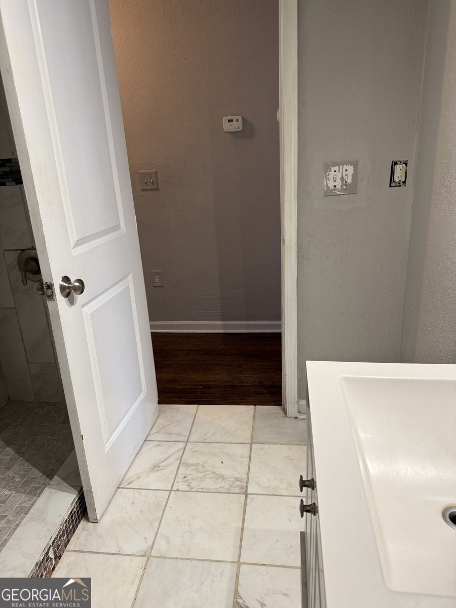 1111 Regis Road Atlanta - 16
