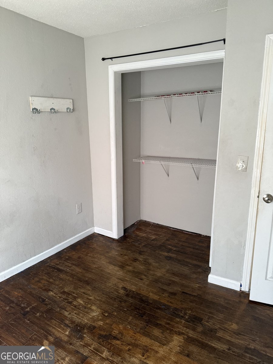 1111 Regis Road Atlanta - 24