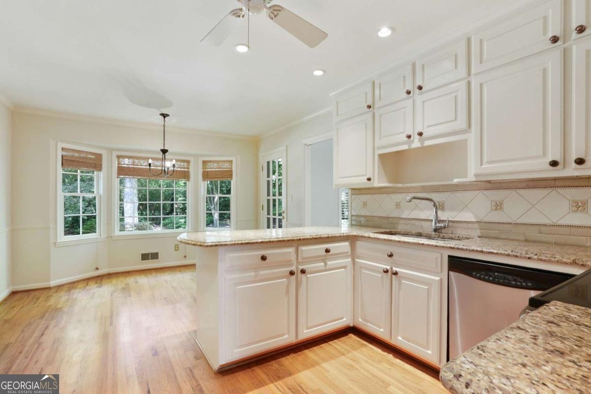 4948 Windhaven Court Dunwoody - 11