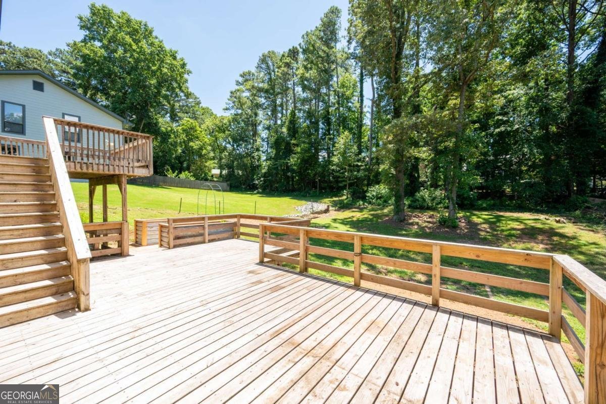 3587 Hogan Drive Kennesaw - 28