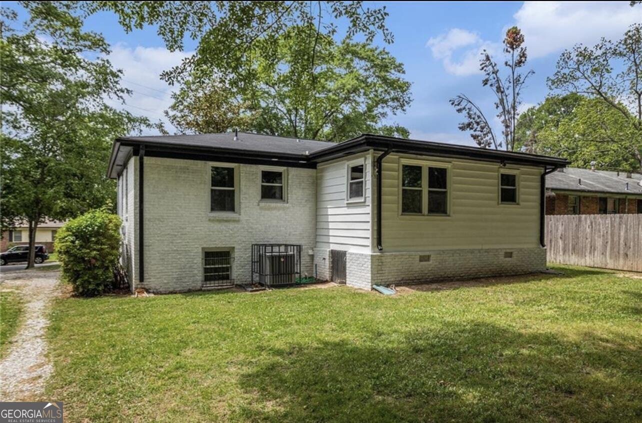 208 Silver Springs Circle Atlanta - 3