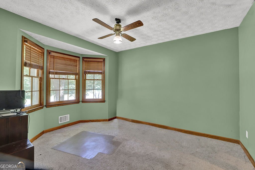 215 Valley Brook Drive Woodstock - 13