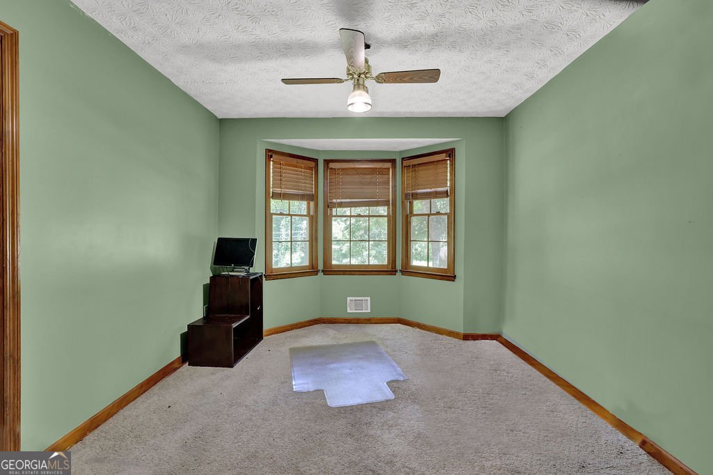 215 Valley Brook Drive Woodstock - 14