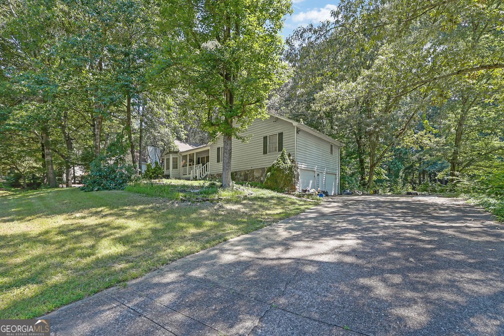 215 Valley Brook Drive Woodstock - 8