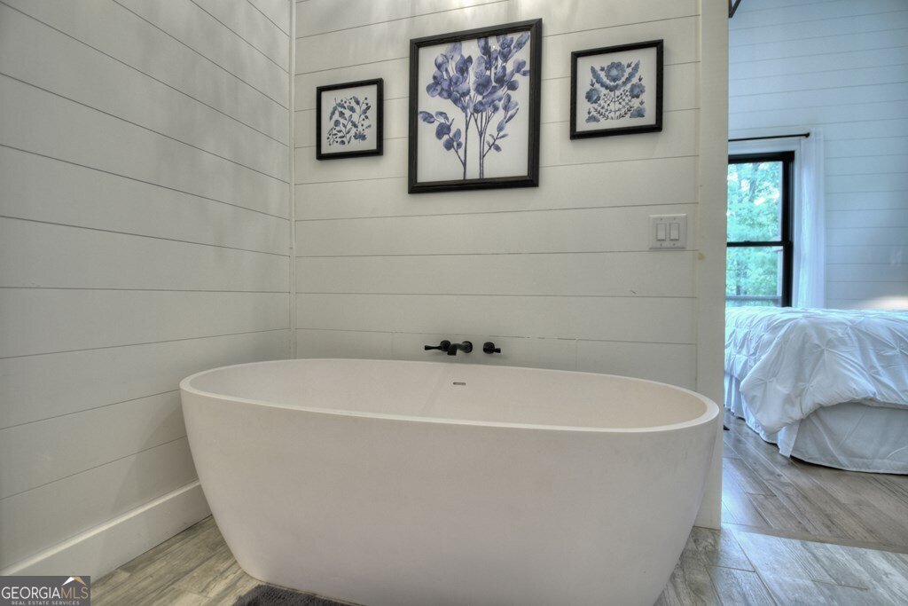 100 Oak View Road Blue Ridge - 43