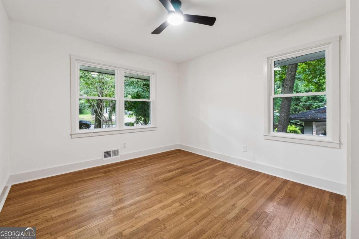 459 Thackery Place Atlanta - 11