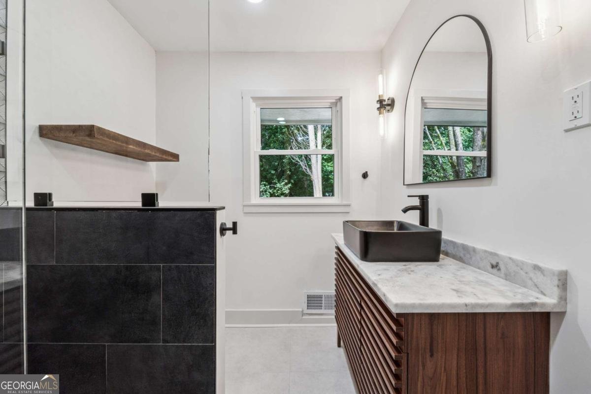459 Thackery Place Atlanta - 16