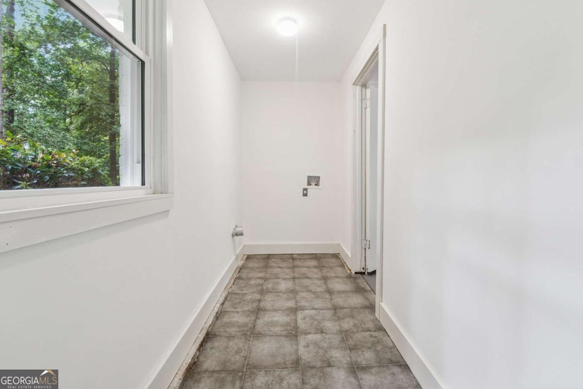 459 Thackery Place Atlanta - 19