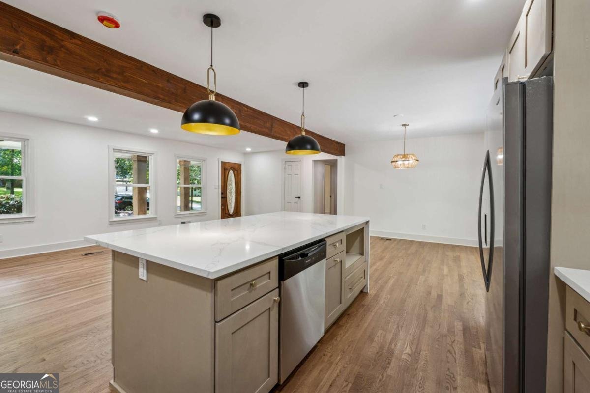 459 Thackery Place Atlanta - 8