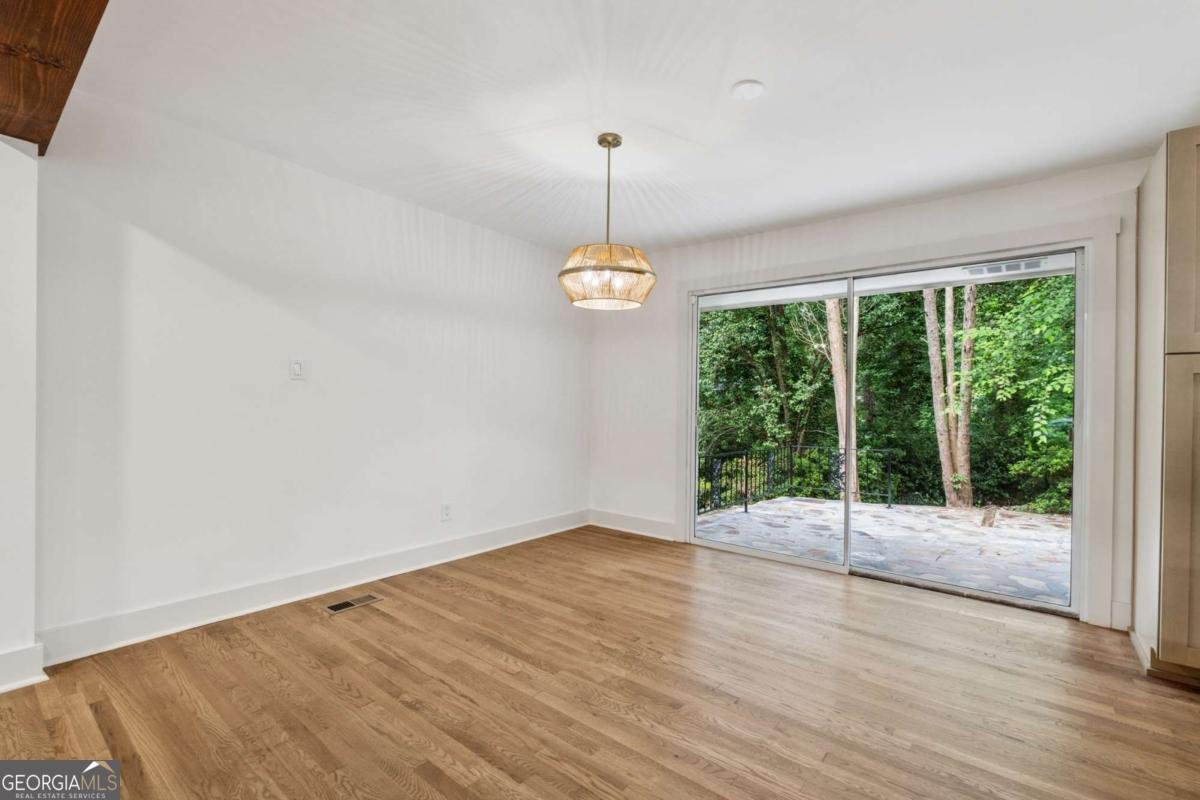 459 Thackery Place Atlanta - 9