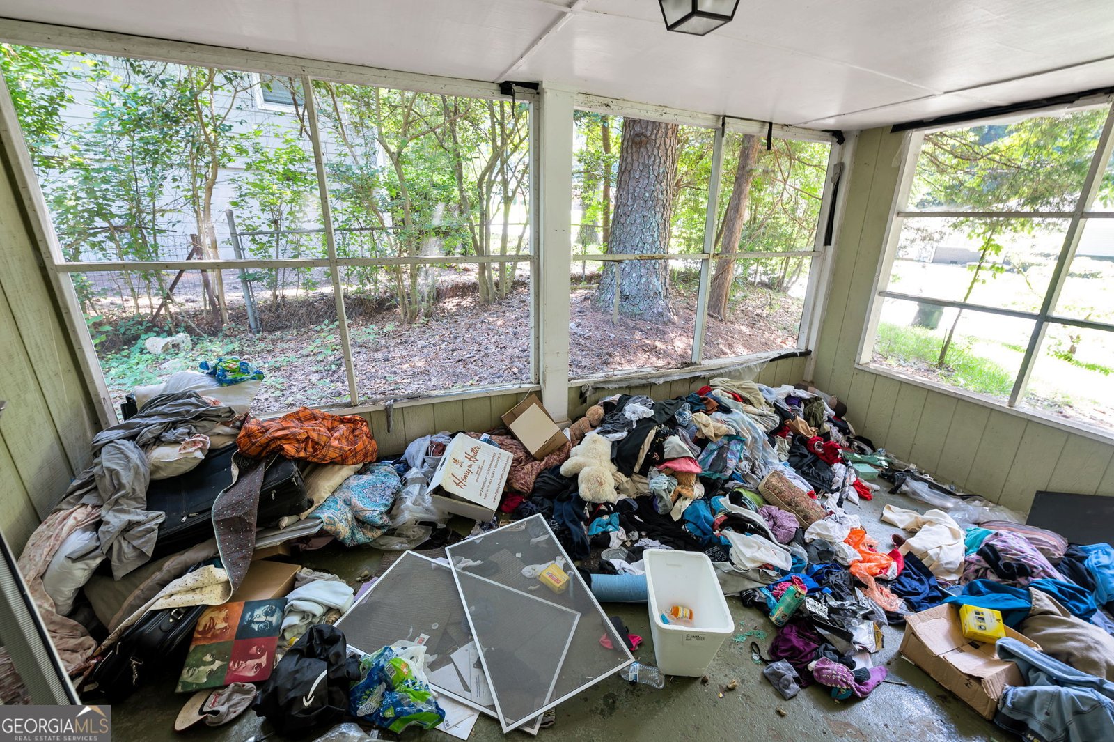 3063 Mckenzie Road East Point - 4