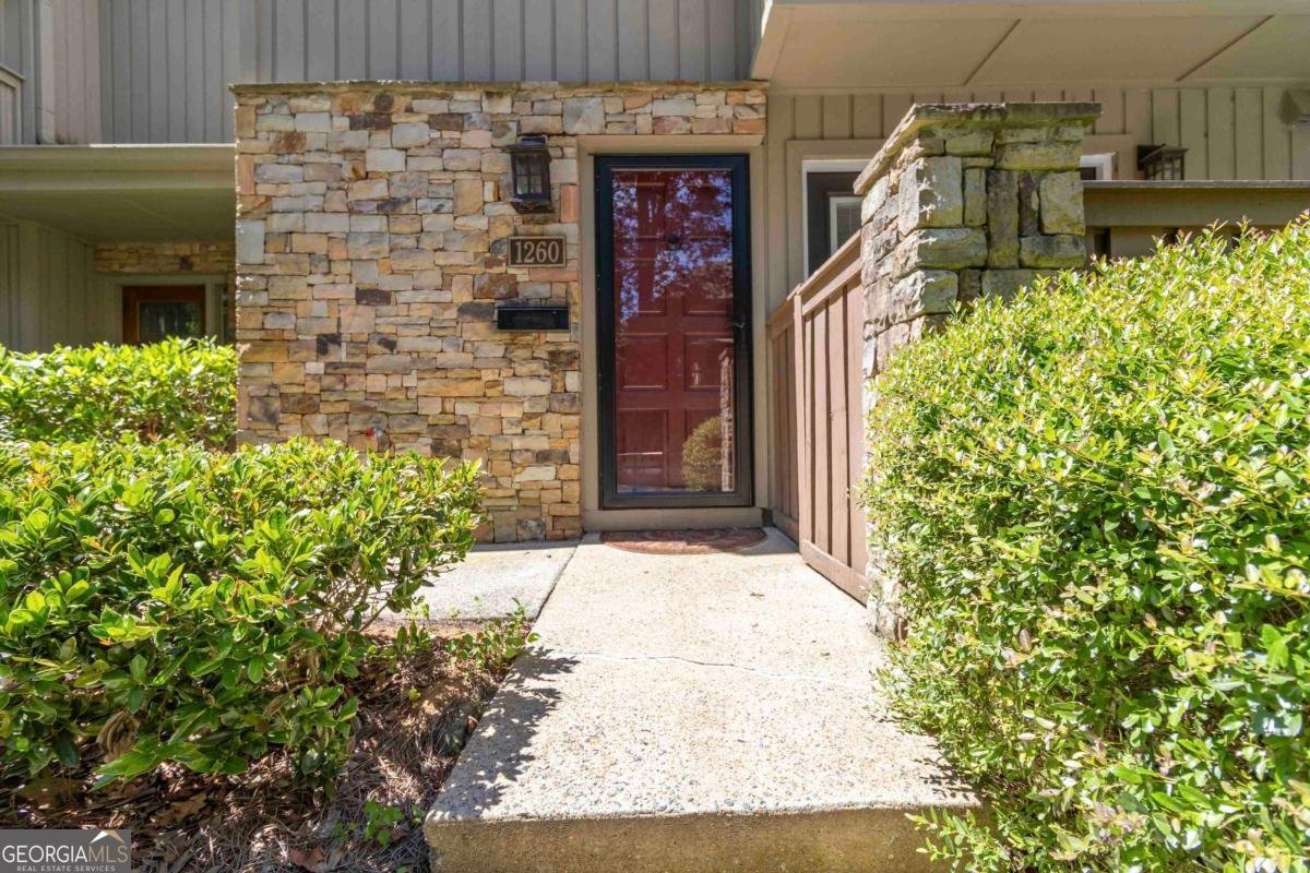 1260 Druid Knoll Drive Brookhaven - 10