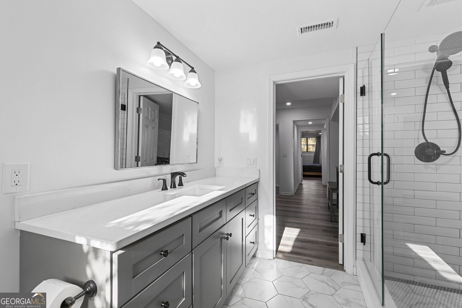 8605 Colony Club Drive Alpharetta - 28