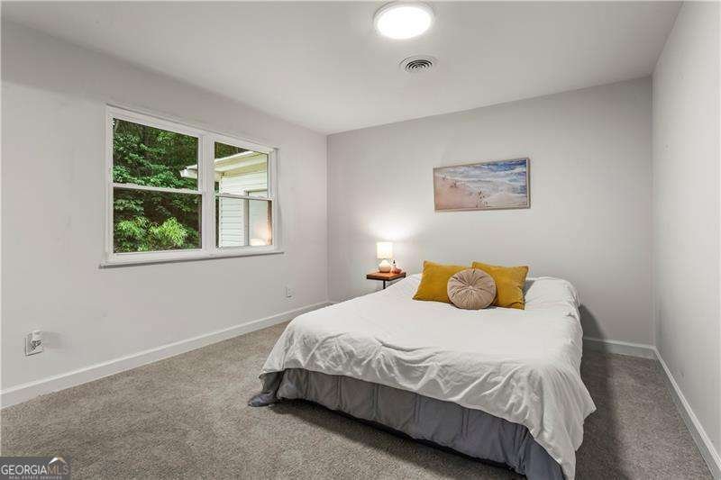 875 Eleanor Court Atlanta - 16