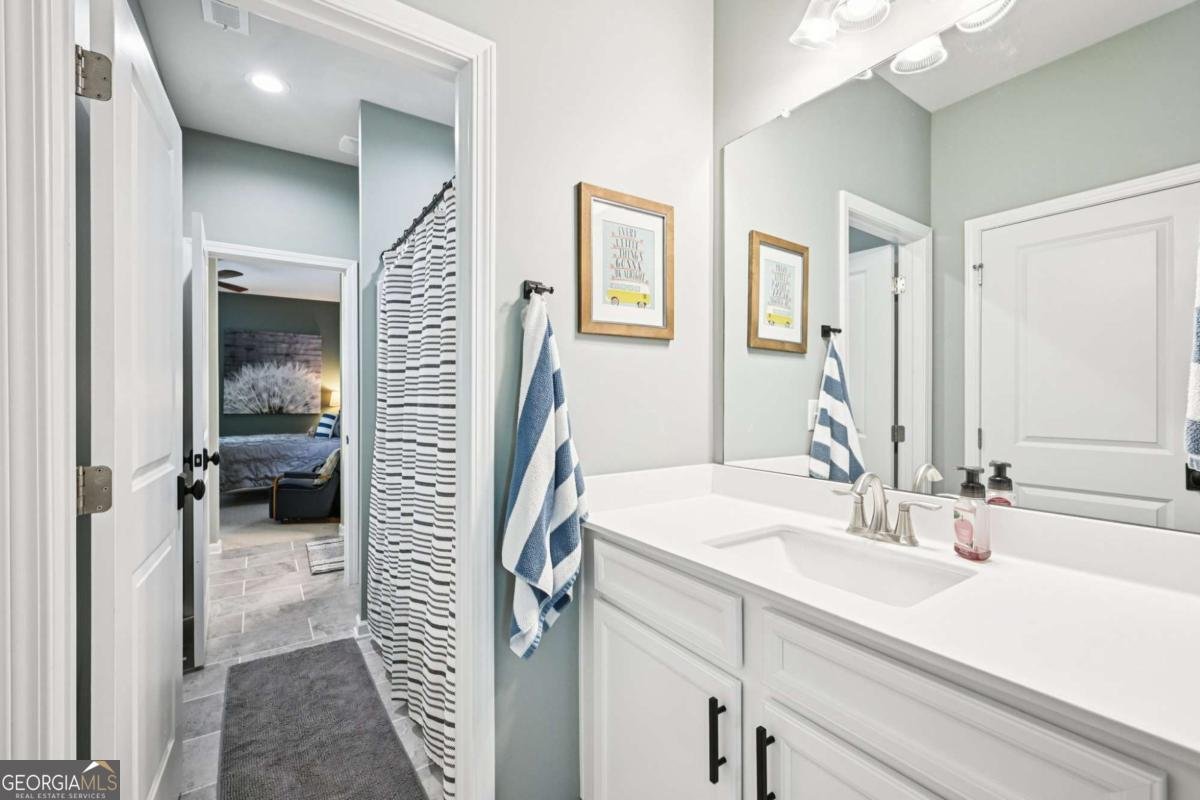 215 Dragonfly Way Winder - 1