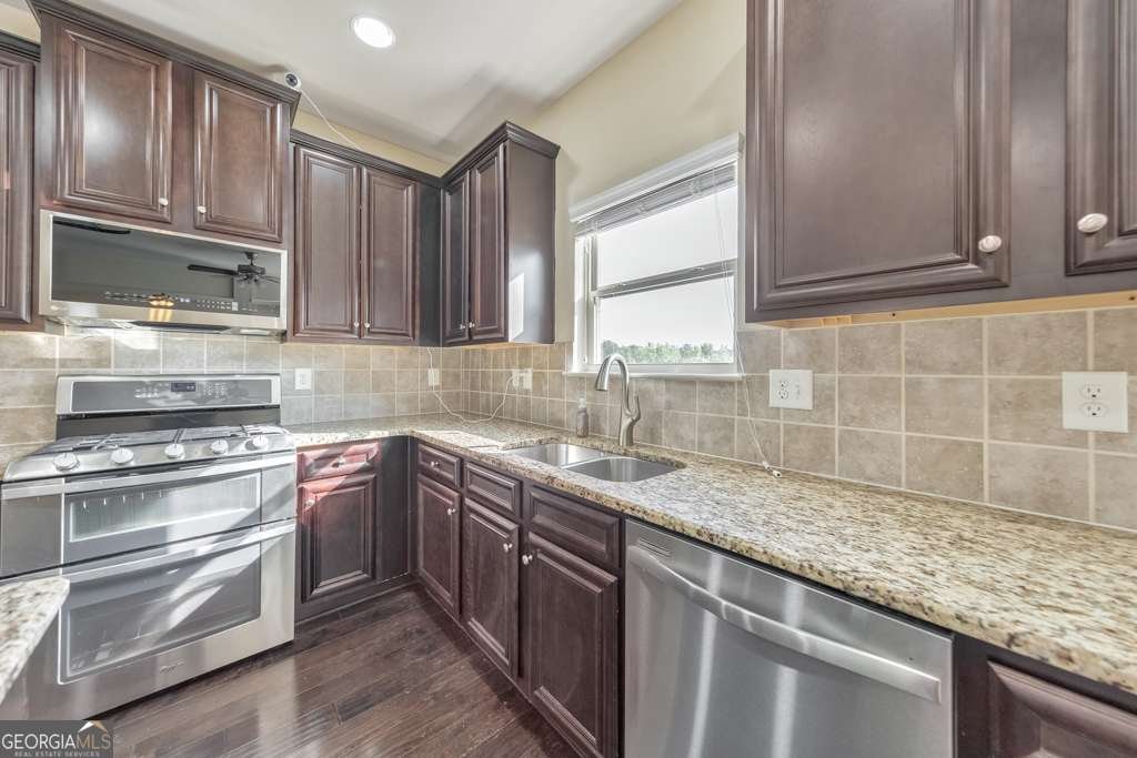 25 Fox Knoll Trail Dallas - 21