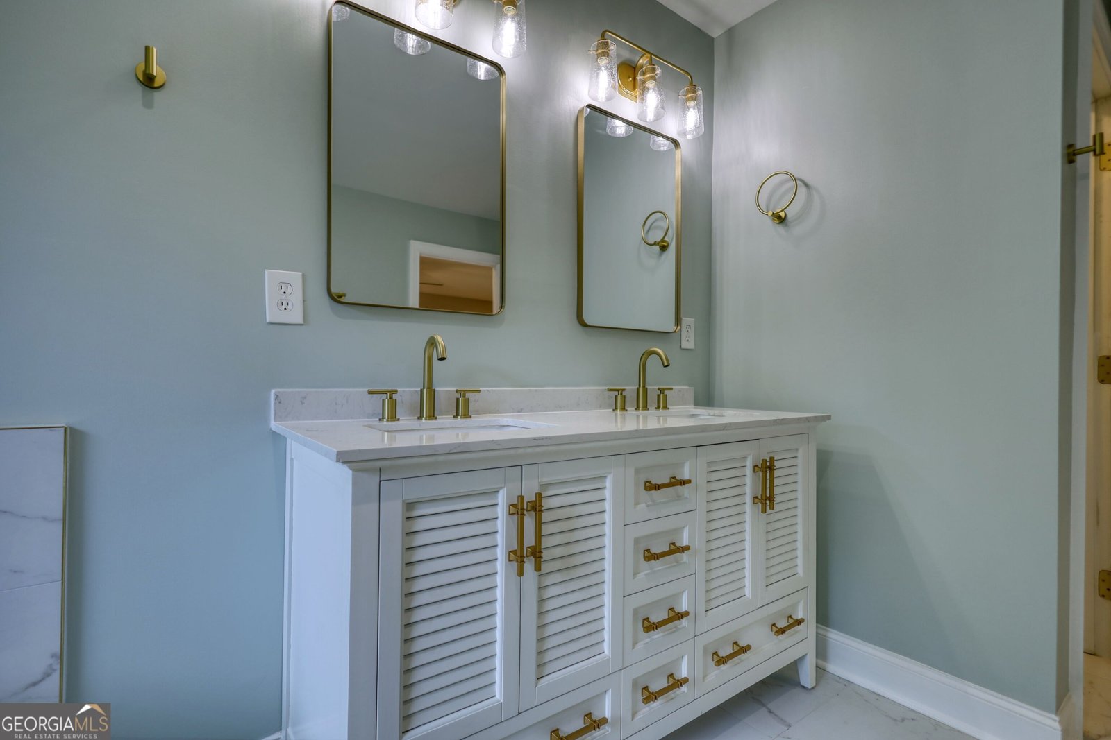 922 Linch Road Senoia - 33
